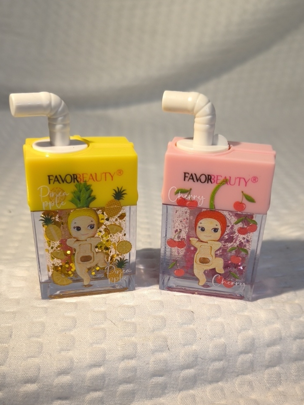 Kids Fruit Scented Lip Gloss Cherry & pineapple